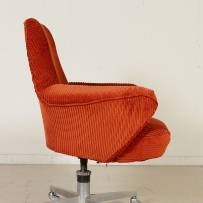 modernariato, modernariato di design, poltrona, poltrona modernariato, poltrona di modernariato, poltrona italiana, poltrona vintage, poltrona anni '60, poltrona design anni 60, poltrona formanova