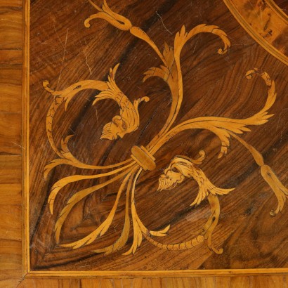 Game table inlaid-particular