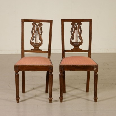 Sofa und Paar Stühle Klassizismus