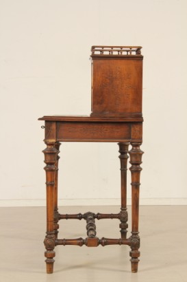 Bottega del 900, 900, liberty, liberty, writing desk, writing table, writing desk, 900 Walnut writing table Italy