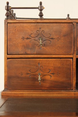 Bottega del 900, 900, liberty, liberty, writing desk, writing table, writing desk, 900 Walnut writing table Italy