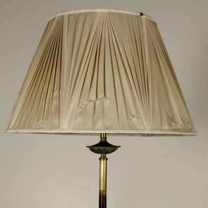 modernariato, modernariato di design, lampada da terra, lampada da terra modernariato, lampada da terra di modernariato, lampada da terra italiana, lampada da terra vintage, lampada da terra anni '40, lampada da terra design anni 40