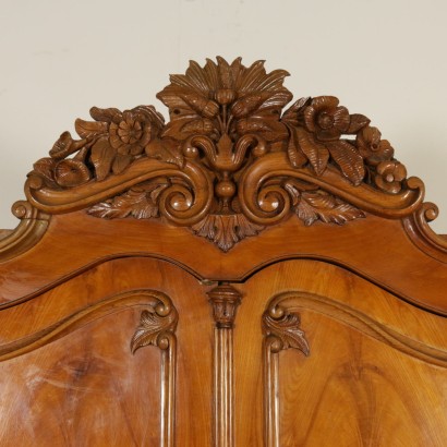 Sideboard with Raised-particular
