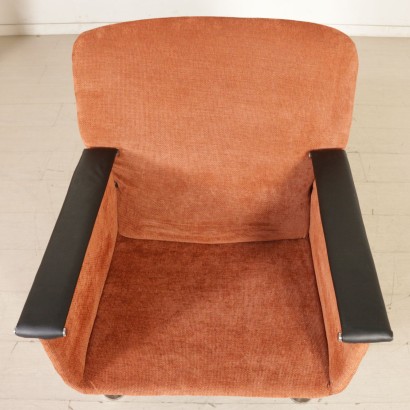 moderne Antiquitäten, moderne Design-Antiquitäten, Sessel, moderne Antiquitäten-Sessel, moderne Antiquitäten-Sessel, italienischer Sessel, Vintage-Sessel, 60er-Sessel, 60er-Design-Sessel, Sessel mit Fußstütze.