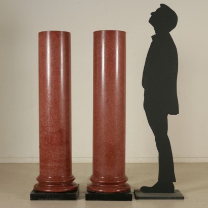 Couple De Colonnes En Faux Porphyre