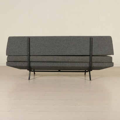antigüedades modernas, antigüedades de diseño moderno, sofá, sofá antiguo moderno, sofá de antigüedades modernas, sofá italiano, sofá vintage, sofá de los años 60, sofá de diseño de los 60, sofá que se convierte en una cama individual.
