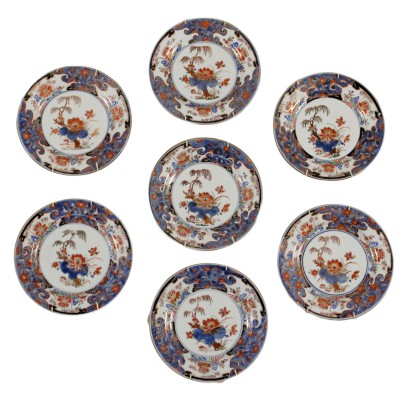 The group of Seven Dishes in the Imari Chinese