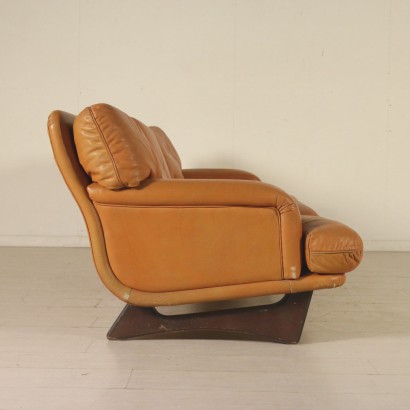 modernariato, modernariato di design, divano, divano modernariato, divano di modernariato, divano italiano, divano vintage, divano anni '60, divano design anni 60, divano Lenzi.