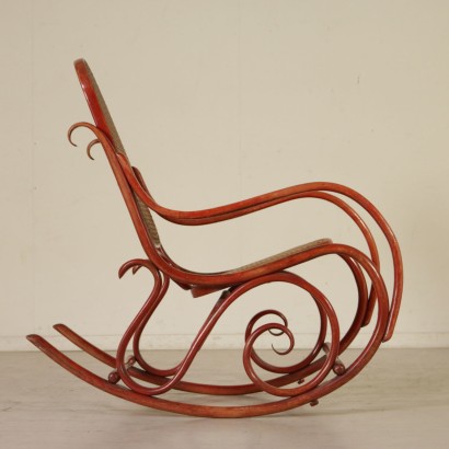 antik, Stuhl, antike Stühle, antiker Stuhl, antiker italienischer Stuhl, antiker Stuhl, neoklassizistischer Stuhl, Stuhl aus den 1900er Jahren, Schaukelstuhl, Schaukelstuhl im Thonet-Stil.