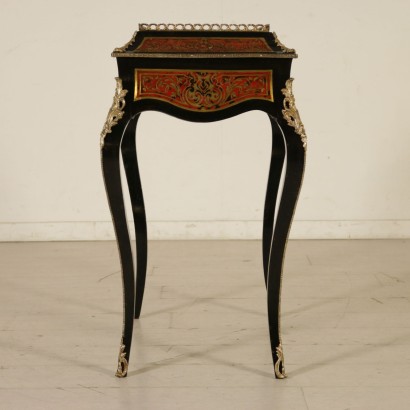 Planter-Style Boulle-side