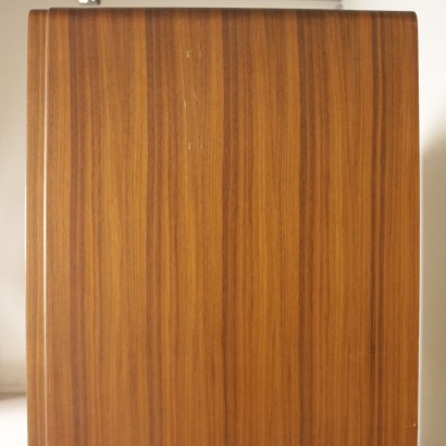 antiquité moderne, design moderne, armoire, armoire moderne, armoire moderne, armoire italienne, armoire vintage, armoire 60's, armoire design 60's, meubles Silvio Cavatorta.