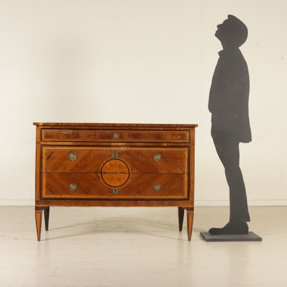 Neoclassical Chest of Drawers Walnut Italy Last Quarter of 1700