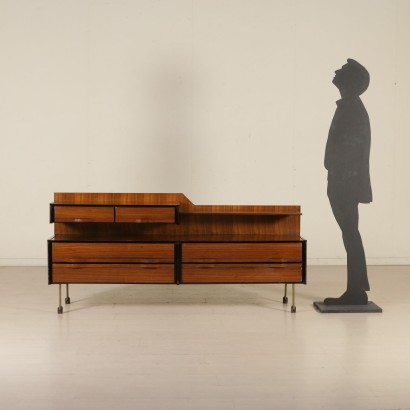 modernariato, modernariato di design, credenza, credenza modernariato, credenza di modernariato, credenza italiana, credenza vintage, credenza anni 60, credenza design anni 60, comò anni 60.