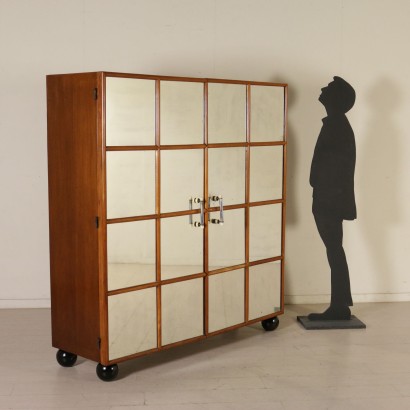 Modern Antik, modernes Design, Kleiderschrank, moderner Kleiderschrank, moderner Kleiderschrank, italienischer Kleiderschrank, Vintage Kleiderschrank, 40-50er Kleiderschrank, 40-50er Design Kleiderschrank.