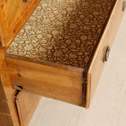 Commode du style Néoclassique-particulier