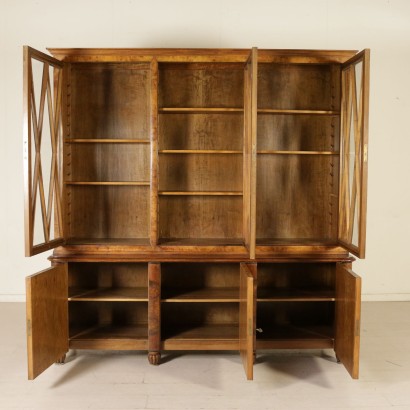 antiques, bookcase, antique bookcases, antique bookcase, antique Italian bookcase, antique bookcase, neoclassical bookcase, 20th century bookcase, two-piece bookcase.