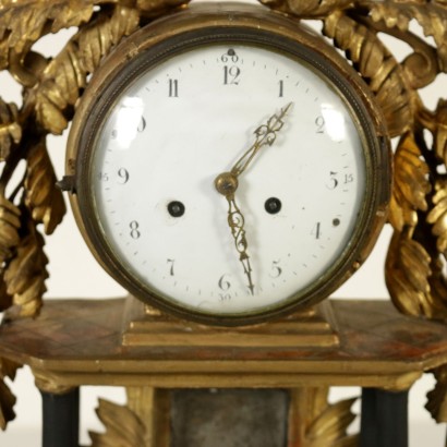 antique, object, antique object, antique object, antique Italian object, antique object, neoclassical object, object of the 20th century, mantel clock, table clock.