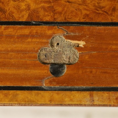 Table - Desk-detail