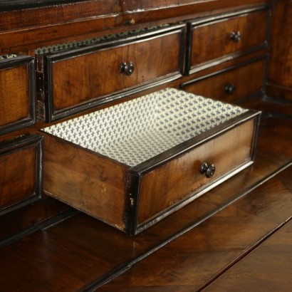 Elegant Lombard Drop-Leaf Secretaire Walnut Italy Mid 1700s