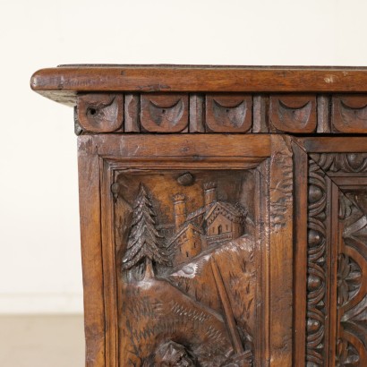 Carved Storage Bench Walnut Italy Second Half of 1800s