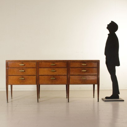 antigüedades modernas, antigüedades de diseño moderno, buffets, buffets modernos, buffets modernos, buffets italianos, buffets vintage, buffets de los años 50, buffets de diseño de los 50