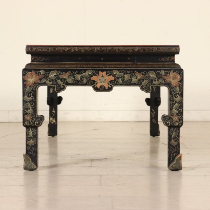 antiques, coffee table, antique coffee tables, antique coffee table, ancient Chinese table, antique coffee table, neoclassical table, 900's coffee table, Chinese coffee table.