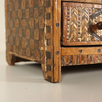 Model of Chest of drawers-detail