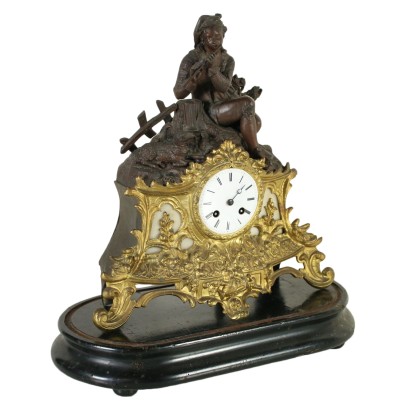 Clock to Support