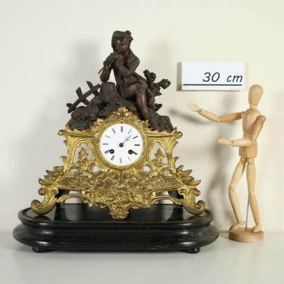 Clock to Support