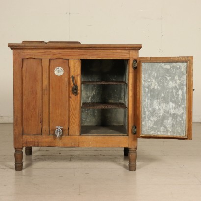 Larch Icebox Model 'Siberia' Early 20th Century