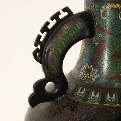 Vase décoré à Cloisonné Bronze Japon Fin '800- Début '900