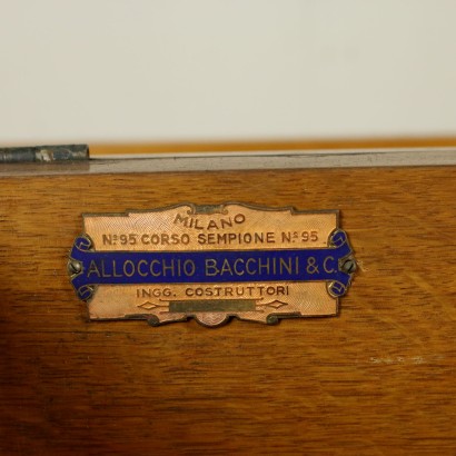 antigüedades, instrumentos musicales, instrumentos musicales antiguos, instrumentos musicales antiguos, instrumentos musicales italianos antiguos, instrumentos musicales antiguos, instrumentos musicales neoclásicos, instrumentos musicales del siglo XX, radio móvil.