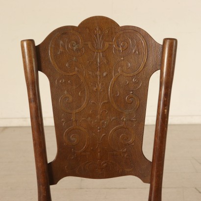 Antik, Stuhl, Antike Stühle, Antiker Stuhl, Antiker italienischer Stuhl, Antiker Stuhl, neoklassizistischer Stuhl, 900er Stuhl, Gruppe von vier Thonet Stühlen.