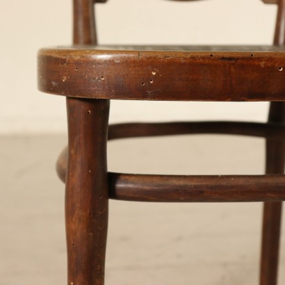 Group of 4 Beech Thonet Chairs Austria First Half 20th Century