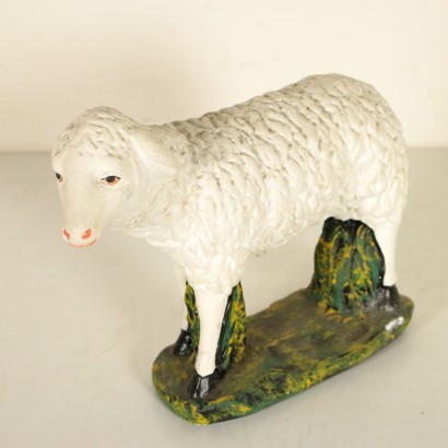 Groupe de quatre Moutons Stuc Peint en polychrome Italie XXeme siècle