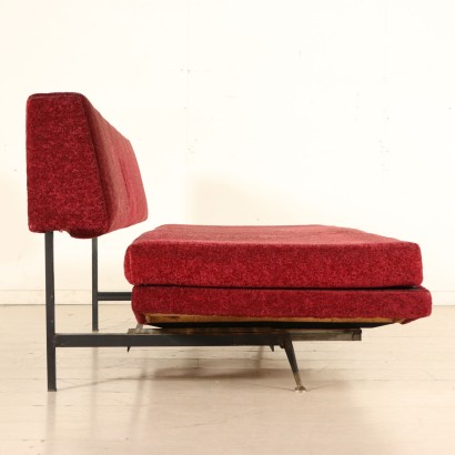 moderne Antiquitäten, moderne Design-Antiquitäten, Sofa, modernes antikes Sofa, modernes Antiquitäten-Sofa, italienisches Sofa, Vintage-Sofa, 60er-Jahre-Sofa, 60er-Jahre-Design-Sofa