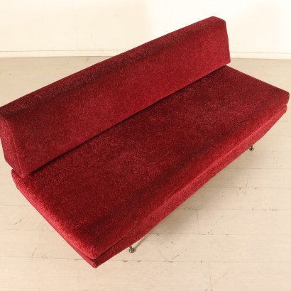 moderne Antiquitäten, moderne Design-Antiquitäten, Sofa, modernes antikes Sofa, modernes Antiquitäten-Sofa, italienisches Sofa, Vintage-Sofa, 60er-Jahre-Sofa, 60er-Jahre-Design-Sofa