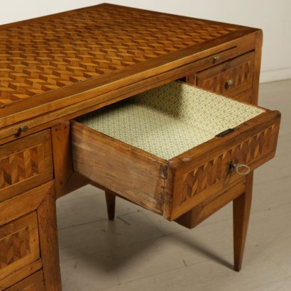 Small Neoclassical Desk Maple Cherry Walnut Italy 1700s