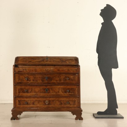 Chest of Drawers with Drop Leaf Maple Walnut First Half of 1700s