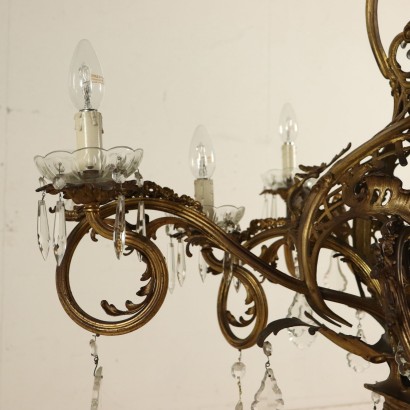 Elegant Bronze Chandelier Manufactured in Italy Early 1800s