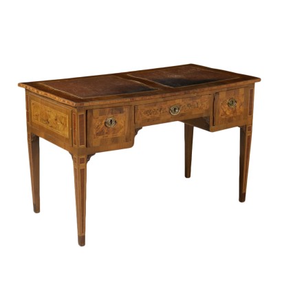 Desk Antique Wood Manufactured in Italy Last Quarter of 1700s