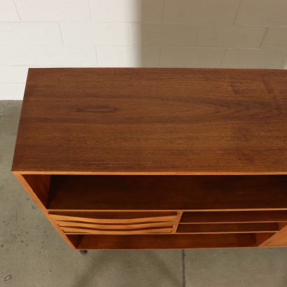 modernariato, modernariato di design, credenza, credenza modernariato, credenza di modernariato, credenza italiana, credenza vintage, credenza anni '60, credenza design anni 60