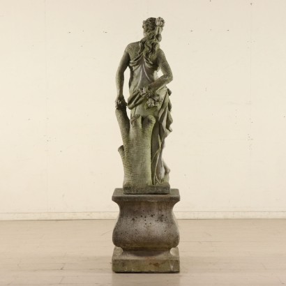 Statue de Femme avec Fleures Grave Italie Fin '800 Début '900