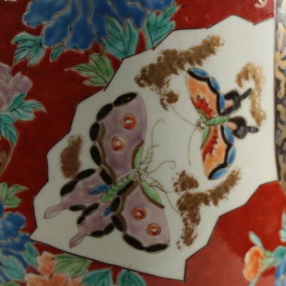 Paire de Vases Imari PorcelaineJapon Fin de la période Meiji 1868-1912