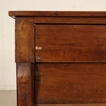 Walnut Chest of Drawers Italy First Quarter of 1800s