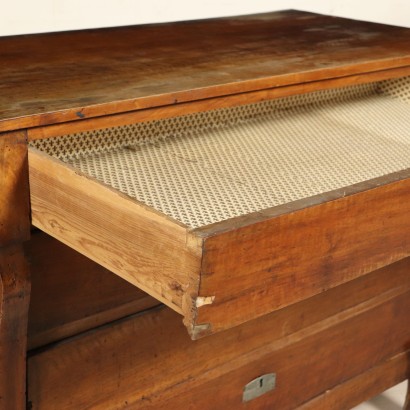 Walnut Chest of Drawers Italy First Quarter of 1800s