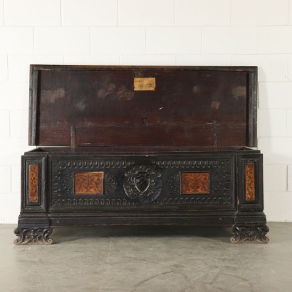 Carved Inlaid Storage Bench Maple Walnut Italy Late 1600s