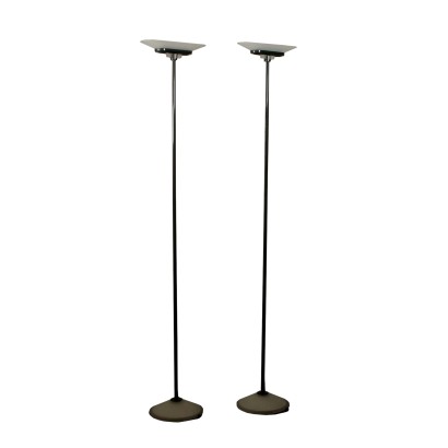 Paire de Lampadaire ArteLuce Métal laqué Verre dépoli Italie Années 80