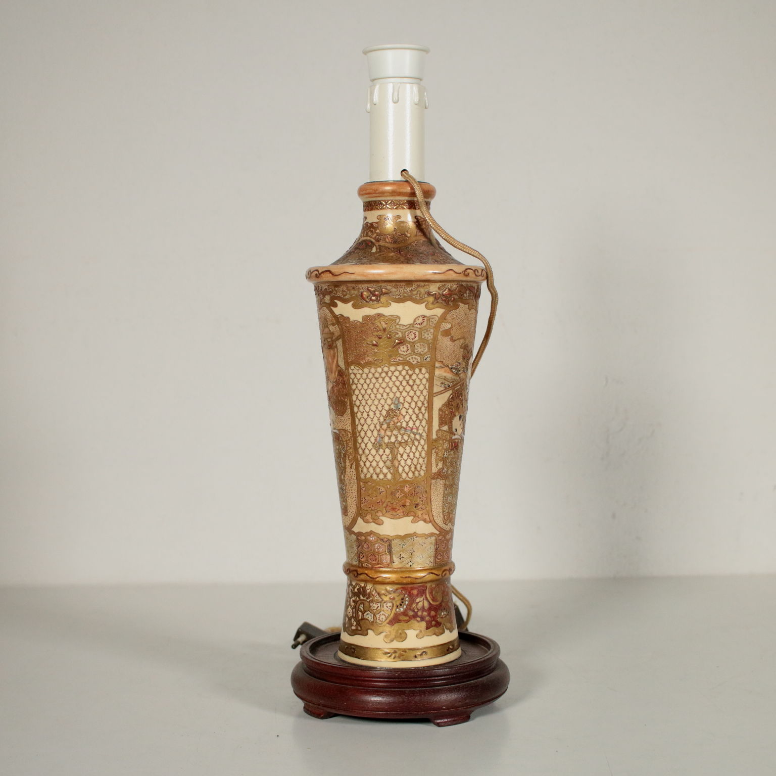 Satsuma Vase Table Lamp Porcelain Japan Meiji Period Late 1800s Satsuma Vase Table Lamp Porcelain Japan Meiji Period Late 1800s