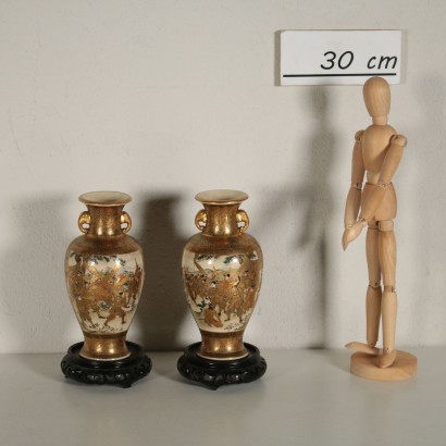 Paire de Vases Satsuma Japon Périod Meiji (1868- 1912)